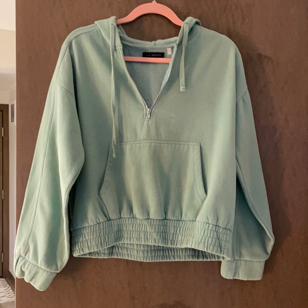 L.A. Hearts Cropped Hoodie
